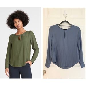 Banana Republic Long Sleeve Keyhole Blouse Fluid Twill Shark Blue
